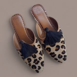 Figue Audrey Mules Size 9, Calf Hair, Black Tassels EUC